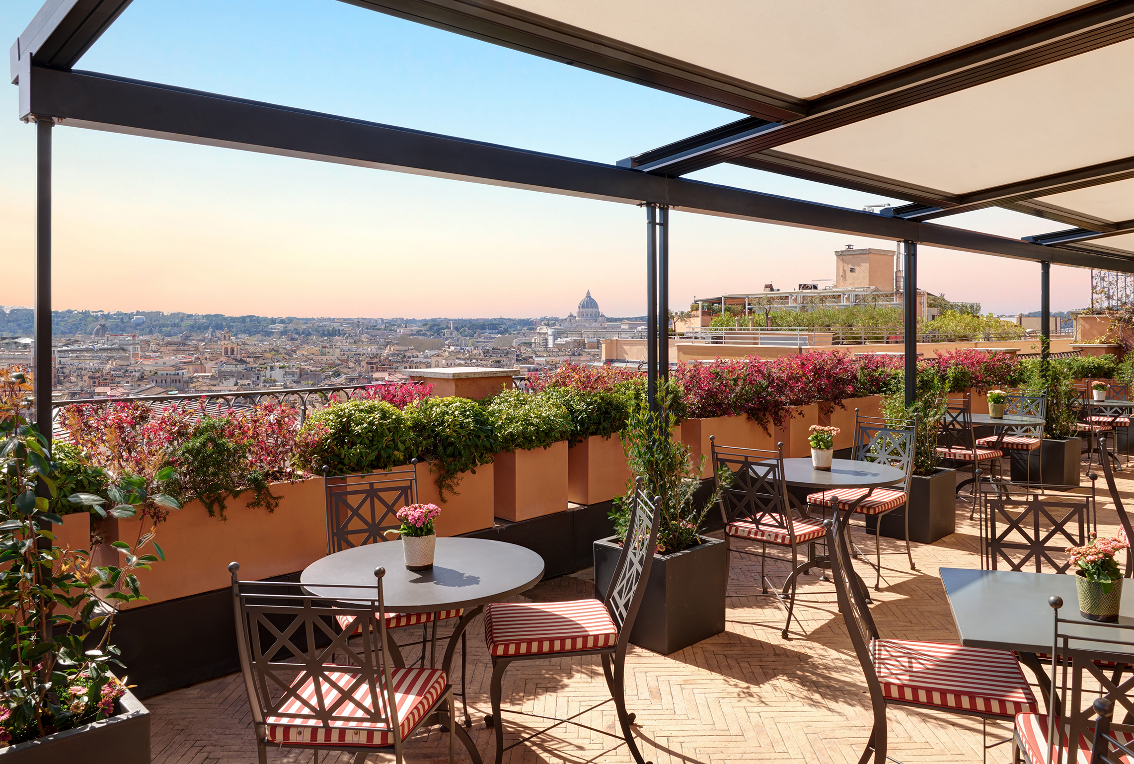 Roma. La carta cocktail dell’estate omaggia la bella stagione